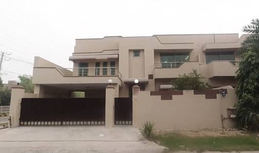 10 Marla House For Rent In Askari 10 Lahore