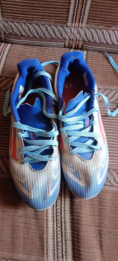 addidas UK 8.5 cleat/ foot ball shoe f50 10/10 shoe 24 model multan