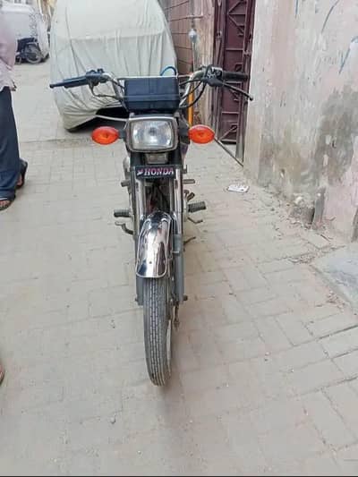 Honda CG125 Hyderabad register.