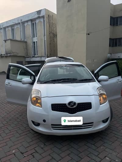 Toyota Vitz 2007