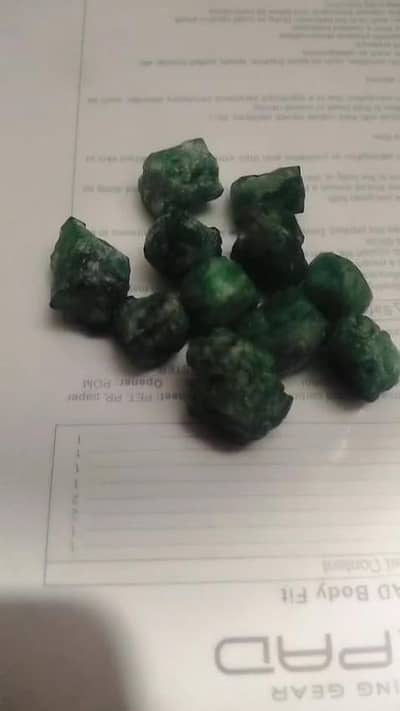 Emerald gemstone for sale