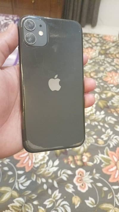 iphone 11 lush condition phone all ok ha bilkul fit ha phone