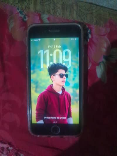 iphone SE 3 jv 64 mamry Whatsapp 03075277763