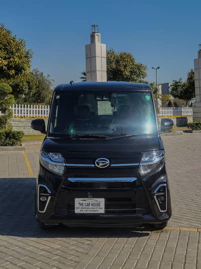 Daihatsu Tanto Custom