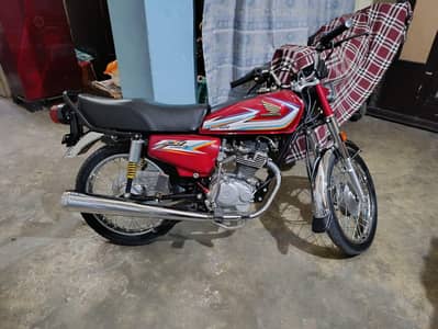 Honda 125 WhatsApp 03046787043