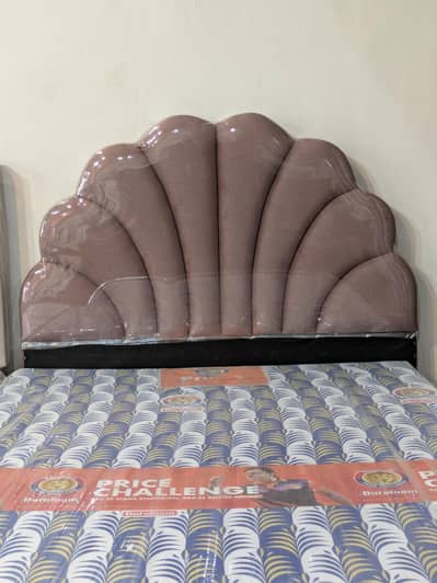 Pohshish single Crown Bed