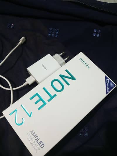 Infinix Note 12 6/128 With box and original charger
