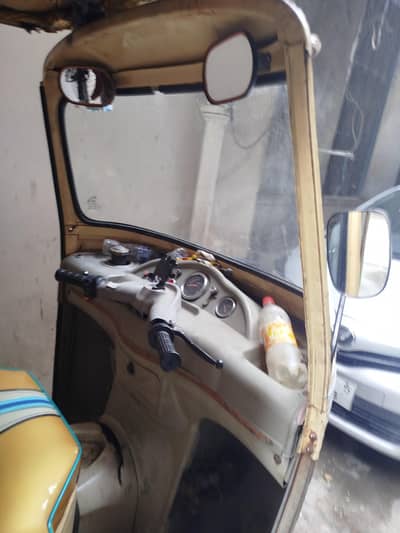 sazgar richshaw/ aoto rickshaw