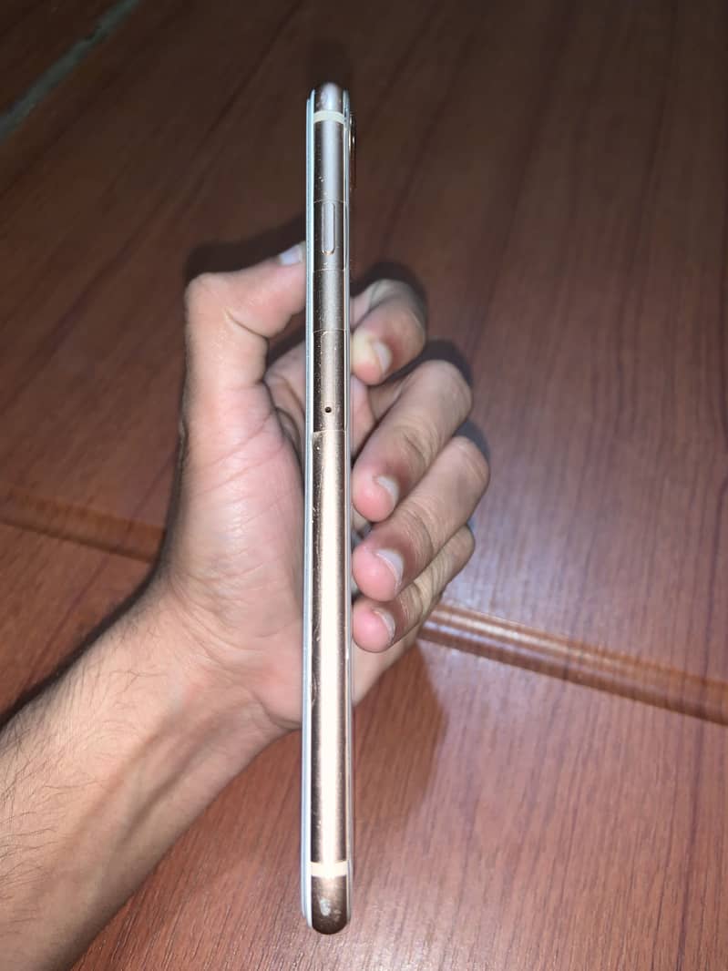 IPhone 8plus 64gb 7