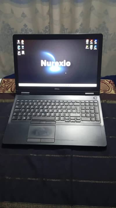 Dell latitude e5570 with 8/10 condition