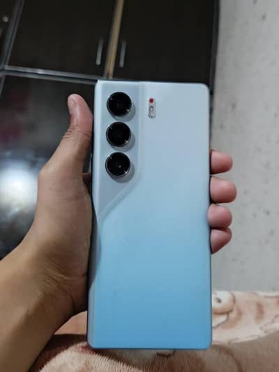 Techno Camon 40 pro