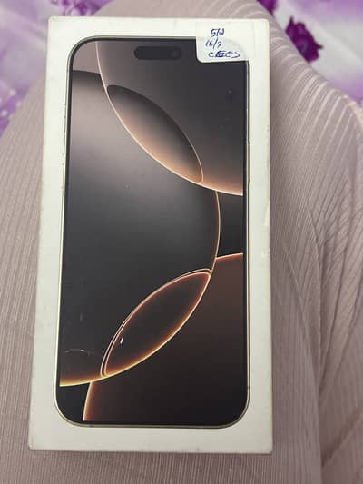 New condition only 3 times use purchasing Dubai shop 100%  with box