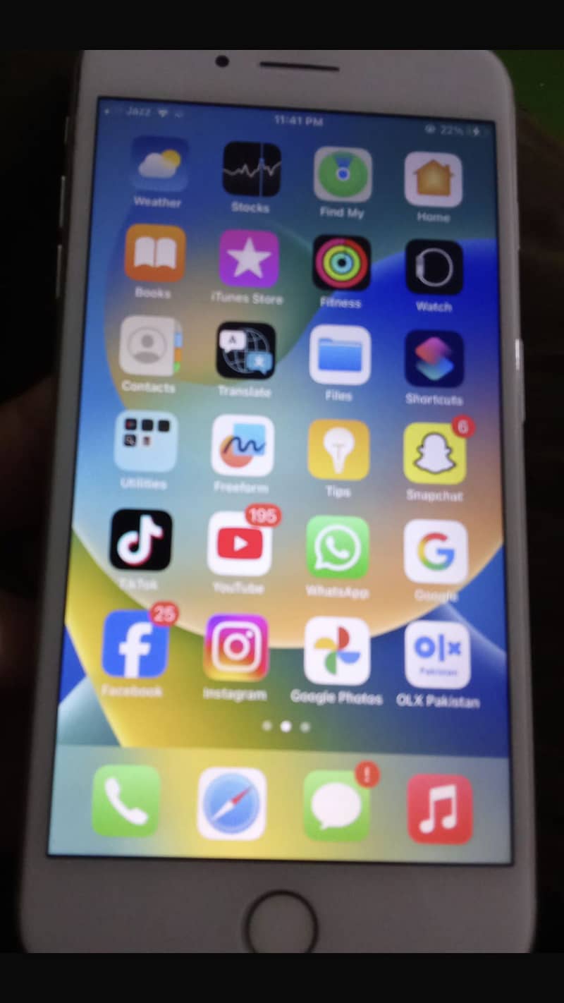 iPhone 8plus new condition 2