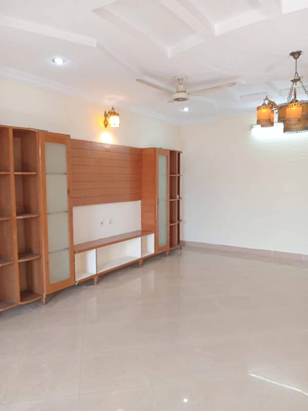 14 Marla Upper Portion With All Basic Necessities 0