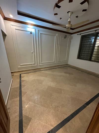 Beautiful open basement available for rent. 0318*09179*53