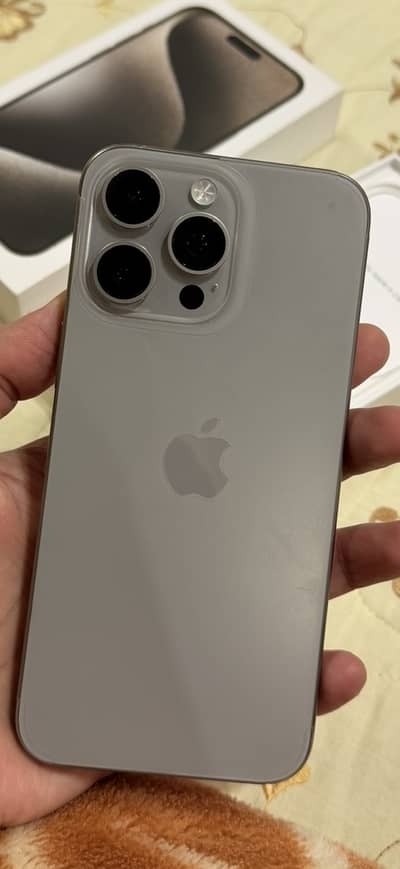 Apple iPhone 15 Pro Max Natural Titanium 256GB