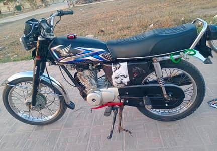 Honda CG 125 2018B lush condition family use