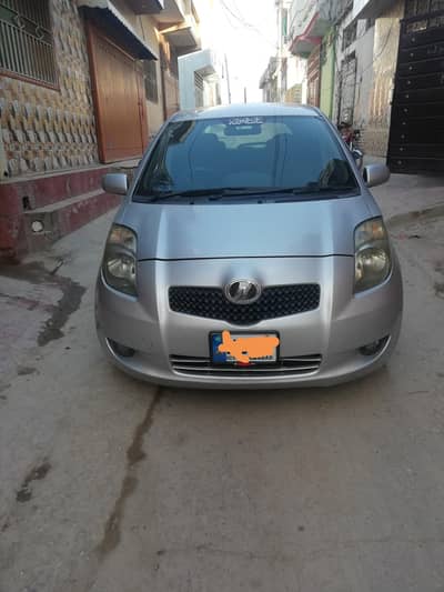 A beautiful Silver Vitz 2006/2012