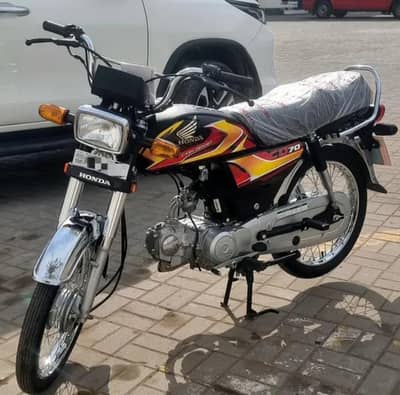 honda 70  1800km used like brand new 25/26 hai