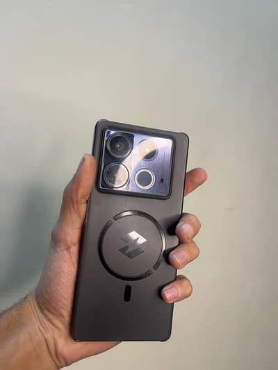 Infinix note 40 complete box