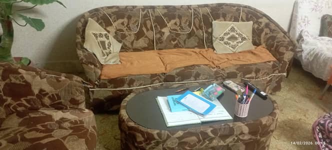 5 seater pyala sofa set for sale