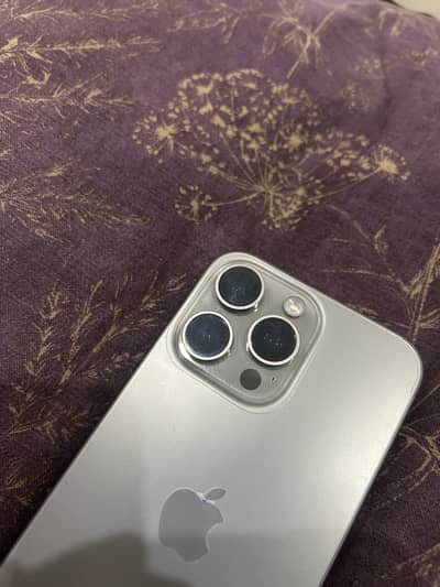 iPhone 15 Pro Max JV 512 GB LLA 0324-932-2842