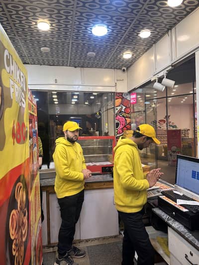 cashiar , order tacker , clesner , delivery rider , chef