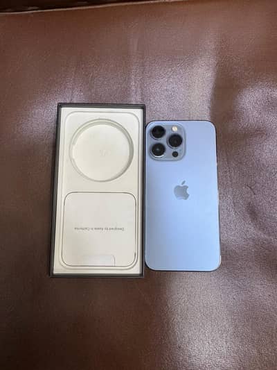 Iphone 13 pro non pta factory unlock with box.