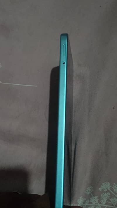 Infinix hot 60 pro 8/128 10/10 condition in 7 month warranty