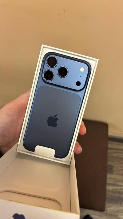 IPHONE 17 PRO - 256GB STORAGE - OFFICIAL PTA APPROVED