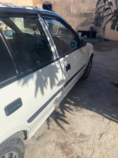 car bhot machinal bhot achii  car ha no accdient