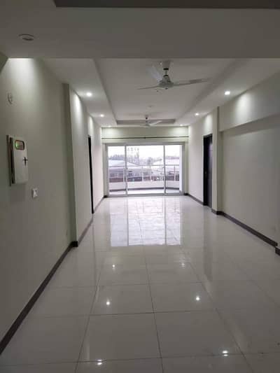 Three Bedroom Apartment Available For Rent In Green Line Tower Capital Residencia