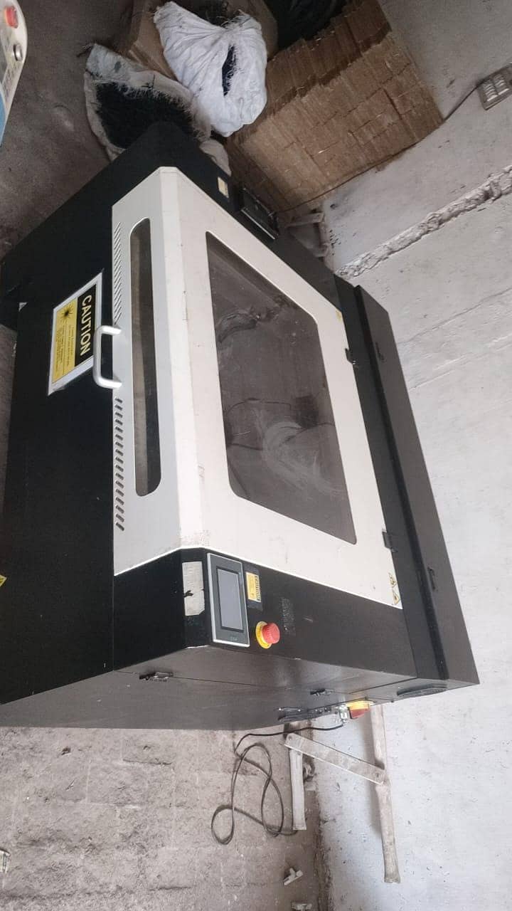laser cutting machine 1
