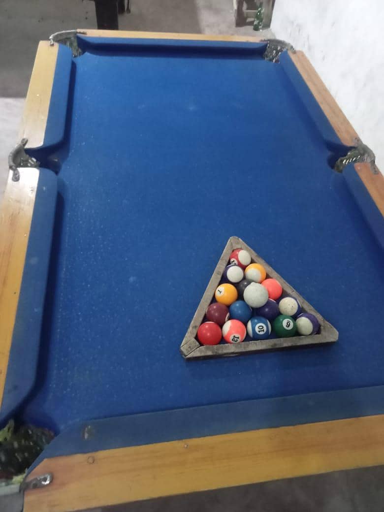 SNOOKER TABLE 3
