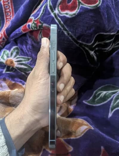 Iphone 13 pro sierra blue 128 GB PTA