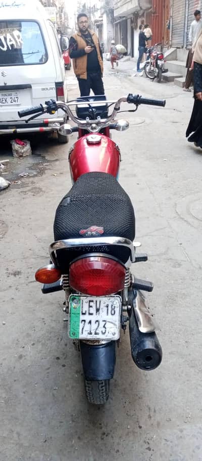 zaheer  0321 4249814 contact me