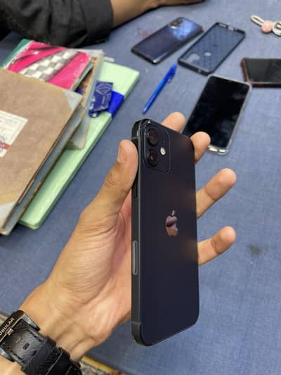 Apple iphone 12 factory unlock 94 BH 10/10