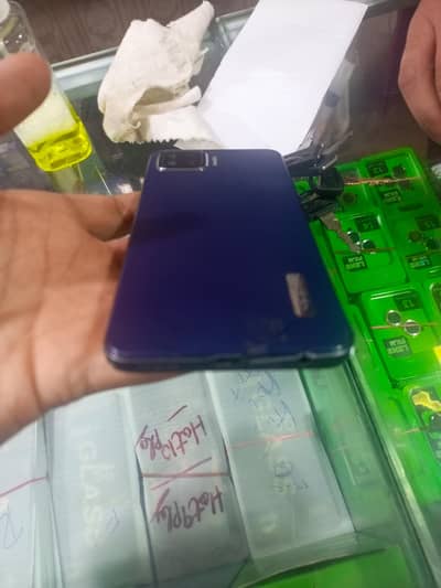 oppo f17 8/128 dual sim