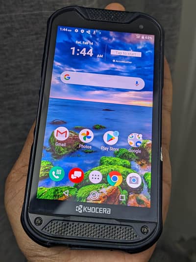 kyocera japani rugged phone 4/64 gb pta approved