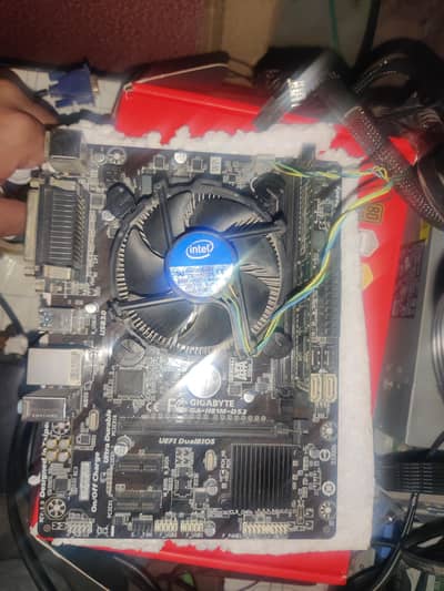 Gigabyte H81M-ds2  Processor+ Ram combo