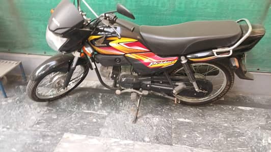 Honda Pridor 100cc Black Colour 2024