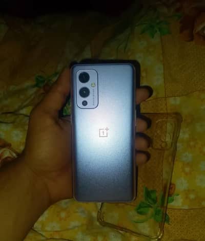 OnePlus 9