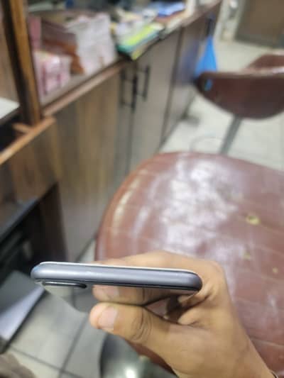 iPhone 8plus 64gb Battery health 94 Factory unlock  Non pta