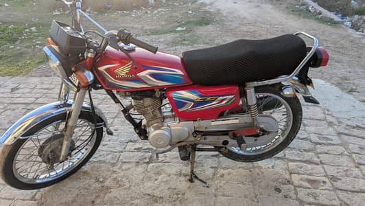 . sudia Arab ja rha hu baik bilkul new jasi hai both km chli huwi hai "