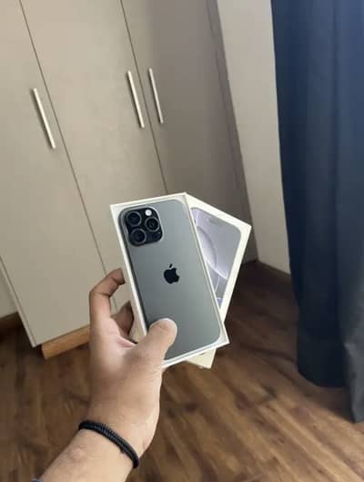 Iphone 16 pro max Jv