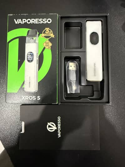 Vaporesso XROS 5 with Original Box and Flavour