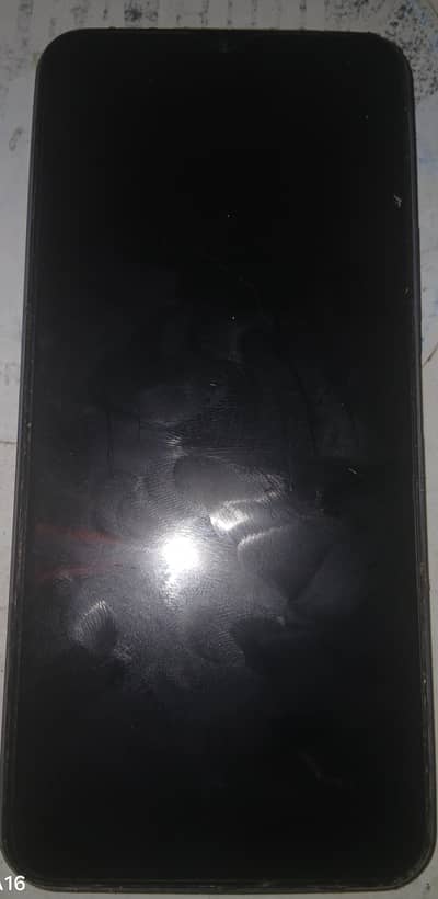 vivo y21 4/64 use   with box     condition good.