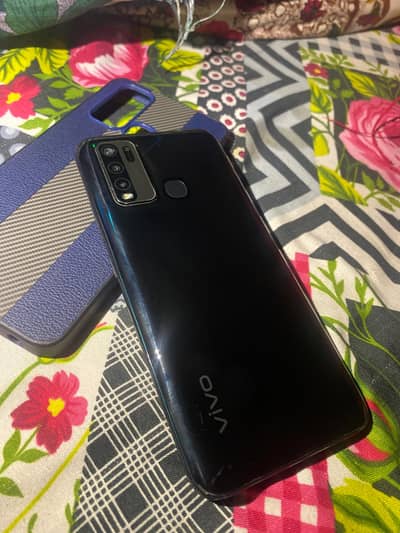 vivo y30 4,64