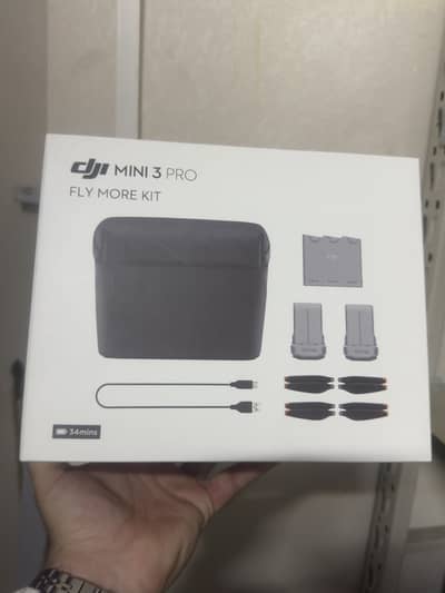 DJI Mini 4 Pro DJI Mini 3 Pro & DJI Mini 3 Fly More Kit