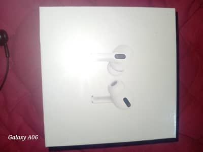 Airpods pro 2nd Generation with Mag Safe Charging case